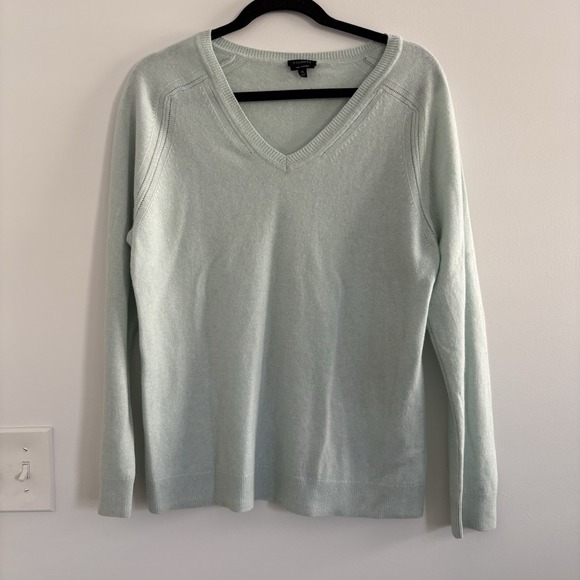 8Piece Bundle Of Talbots Women's XL Pure Cashmere Sweaters, Gray,Tan,Blue,Peach - Picture 14 of 16